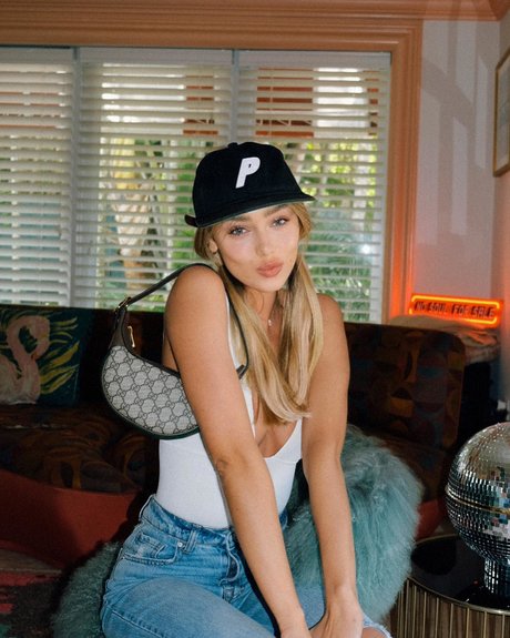 girl onlyfans hot porn photo