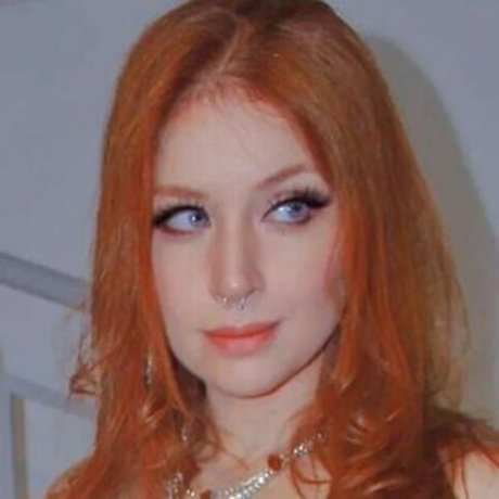 Juliana Souza model nude image