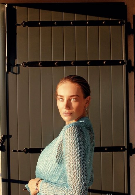 lilys art model porn gallery