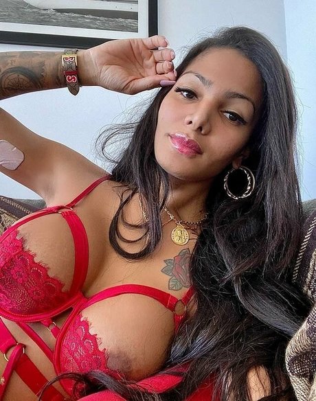 transsohot pornstar high quality image