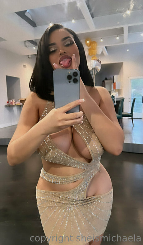 sheismichaela sex star photo