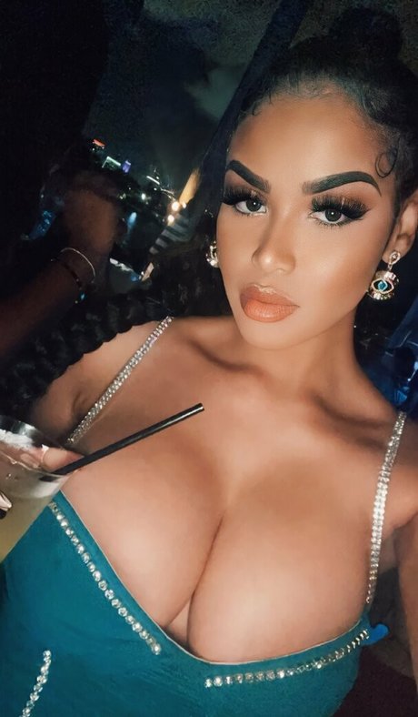 schoolgirl onlyfans free naked img