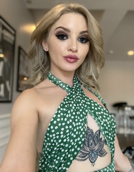 Lola Fae nudes actress pictures