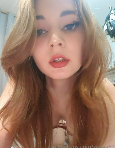 xenya69 pretty actress images