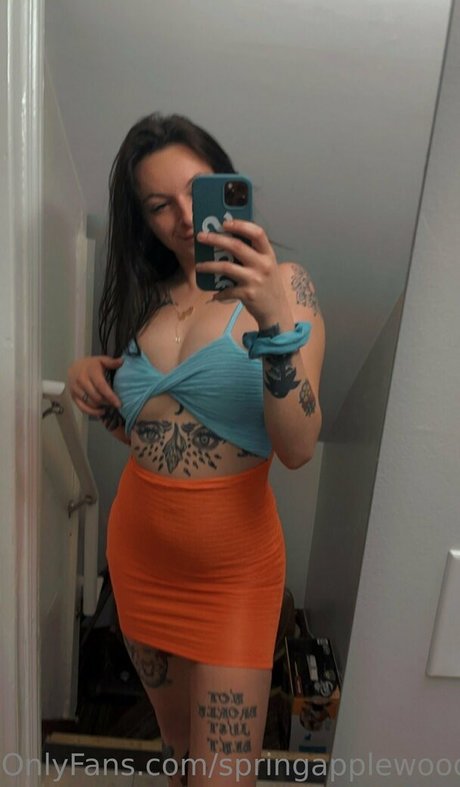 Springapplewood sex model image
