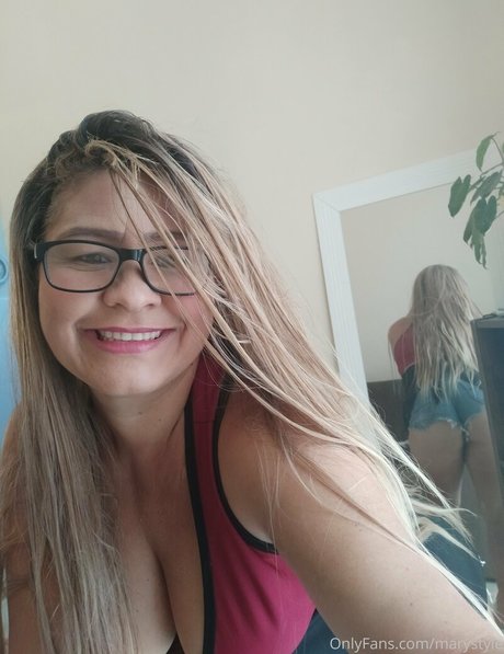 marystyle hot model pictures