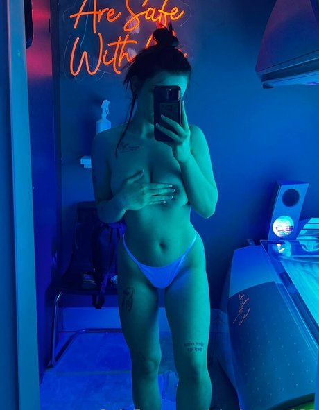 elerievans123 model sexy gallery