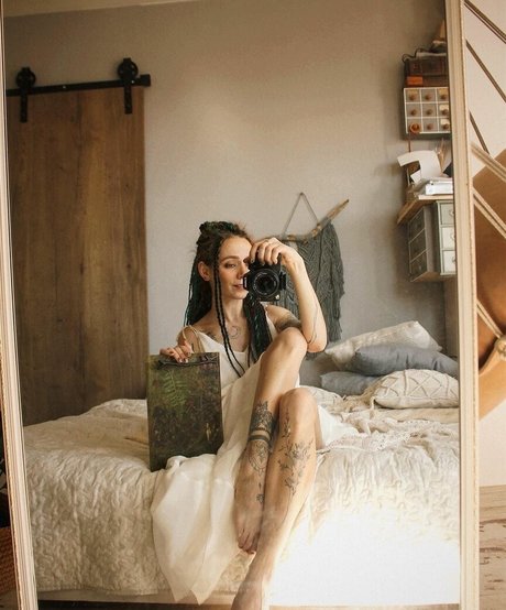 Irina Adelina beautiful actress photo