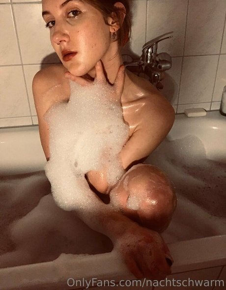 nachtschwarm pornographic star pics