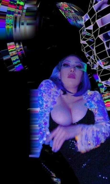 TechNoirCandy star nudes pictures