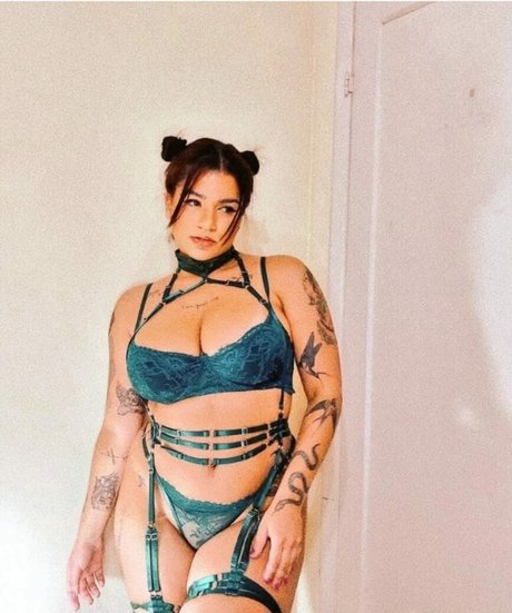 kitty xxx onlyfans pretty image