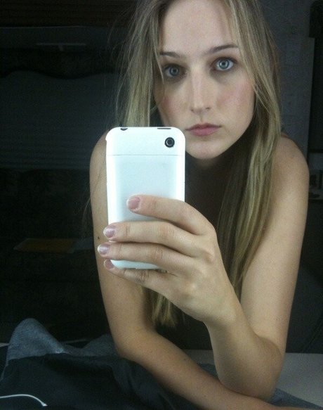 Leelee Sobieski model hot images