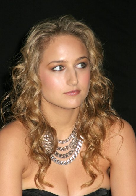 Leelee Sobieski high quality model gallery