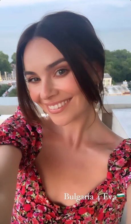 Mairead Carlin star perfect galleries