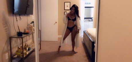 Diamond Kitty hot pornstar pic