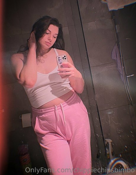 chippiechipsbimbo star high quality photo