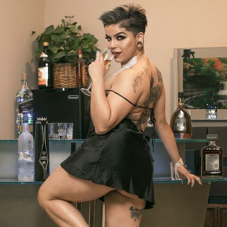 Angela Onlyfan naked star image