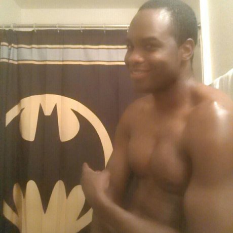 Thedarkknight2589 model exclusive pic
