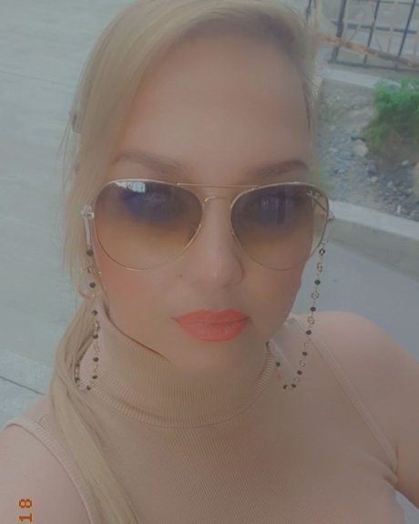 natalia andrea castano giraldo star pretty photos