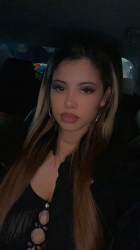 Miami Aleah model nice picture