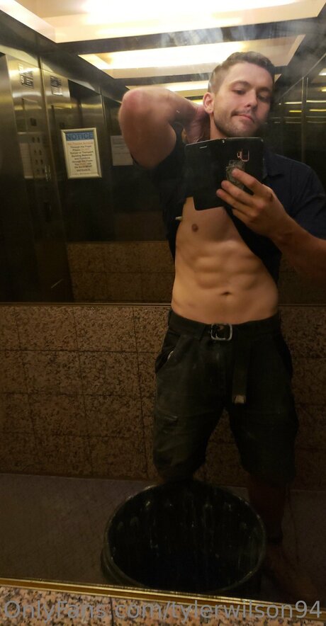 Tyler Wilson pretty model galleries