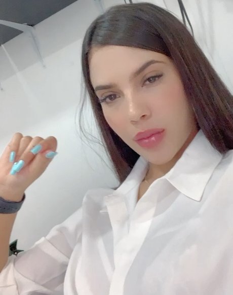 Maria camila Bar n pretty star archive