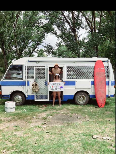 Magic Bus top model photos