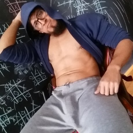GuivernoStud xxx model archive