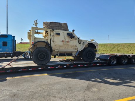 Papa Trucker model sex image