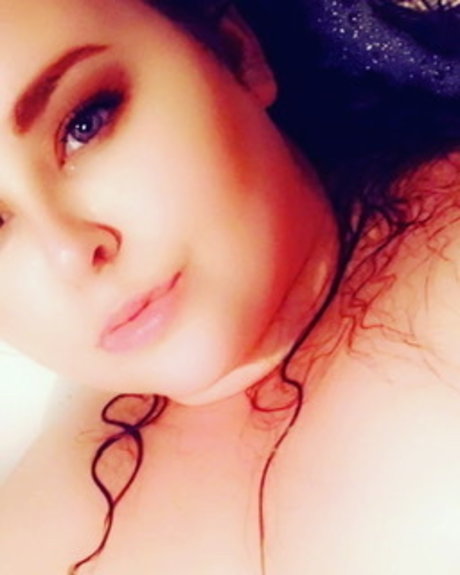 Hot Southern MILF FREE xxx model pictures