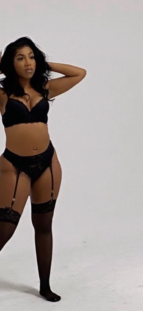 The youngest DON adult model picture