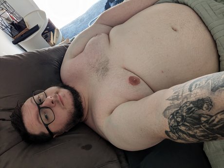 ChubbySheay naked star gallery