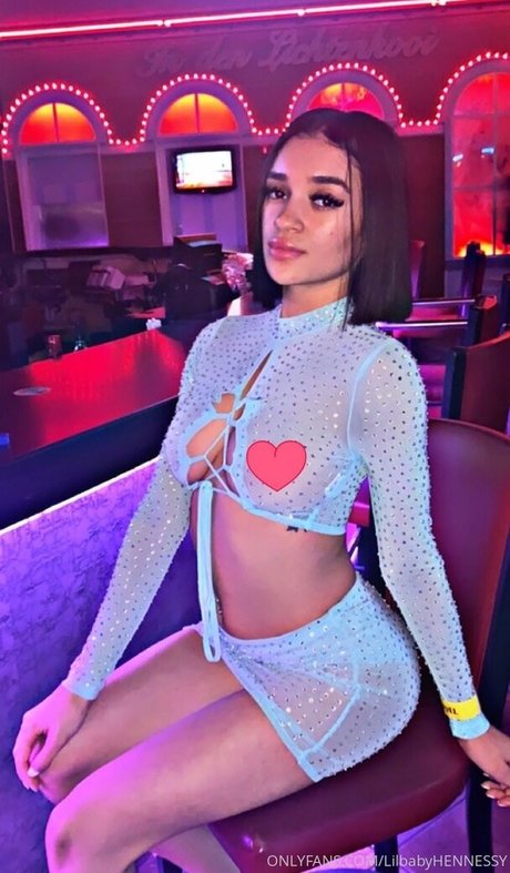 lilbabyalison nude model pics