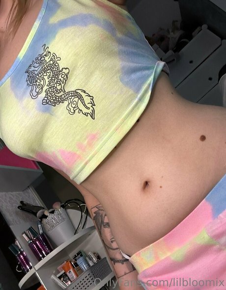 lilbloomix nudes actress image