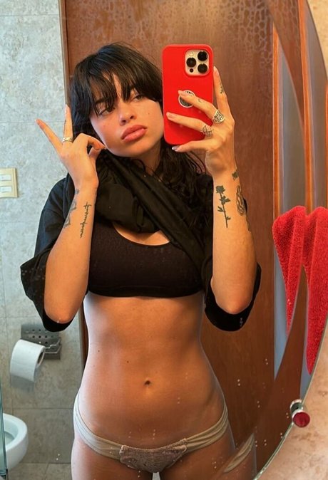 nude yoga onlyfans pretty pic
