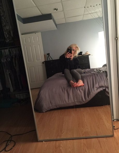 Fooya sexy pornstar image