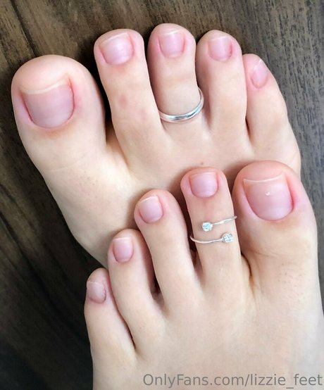 lizzie feet naked actress archive