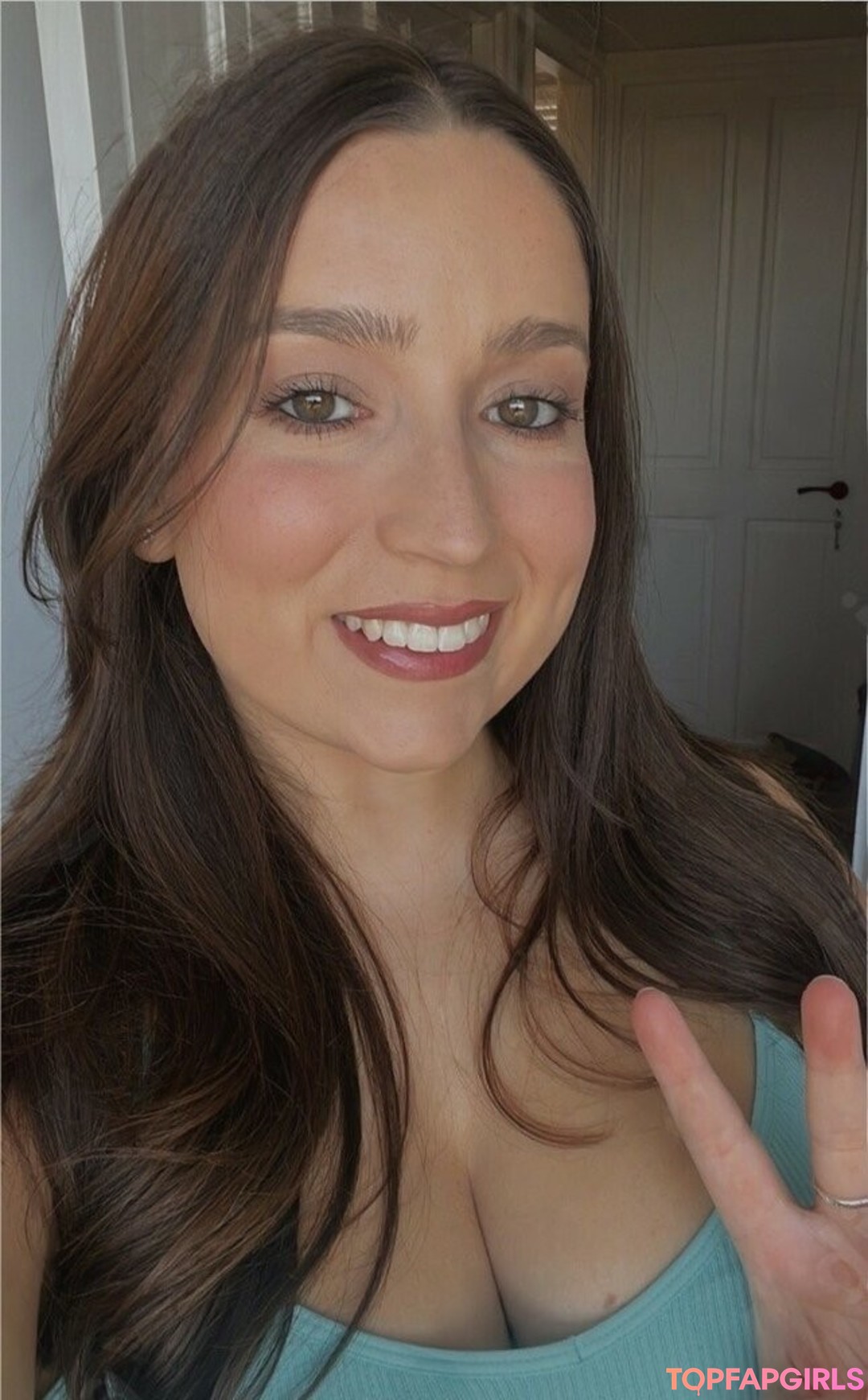 Kirsty Wells top actress photos