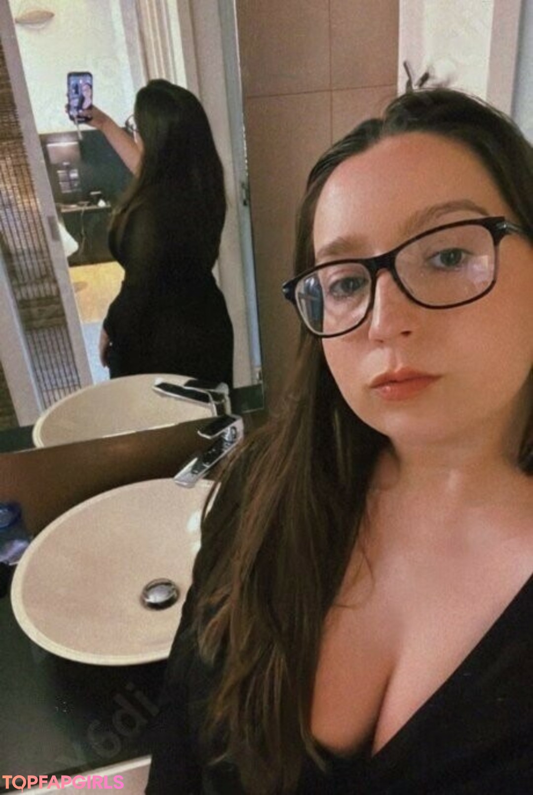 Kirsty Wells model pretty picture