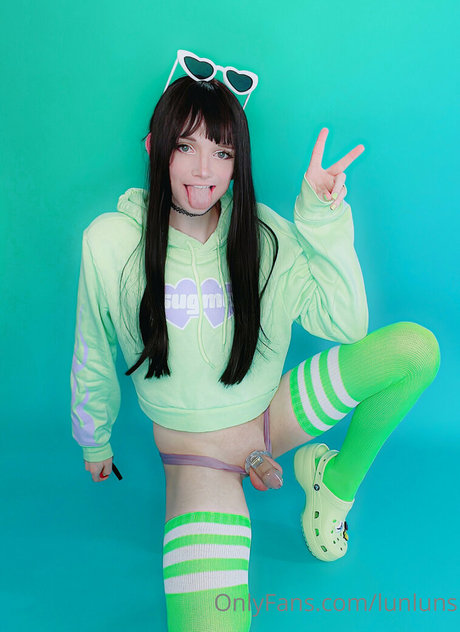 lunluns pornographic star pic