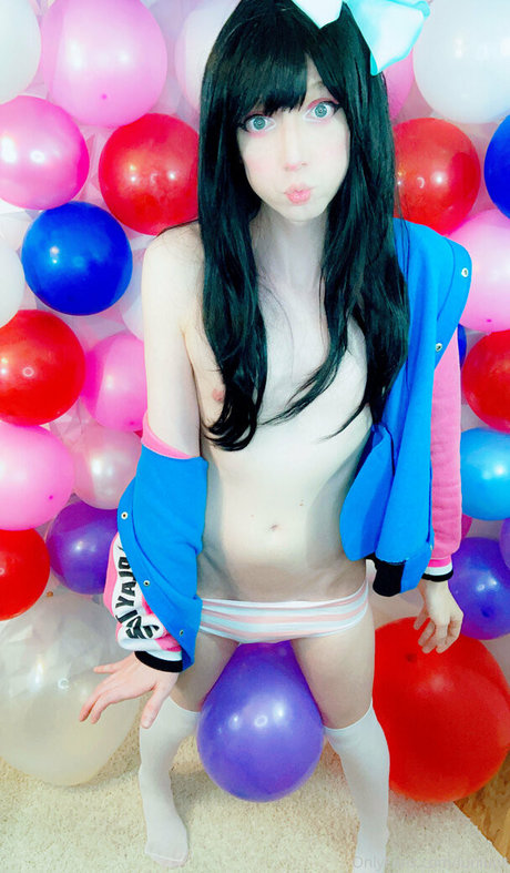 lunluns hot actress image