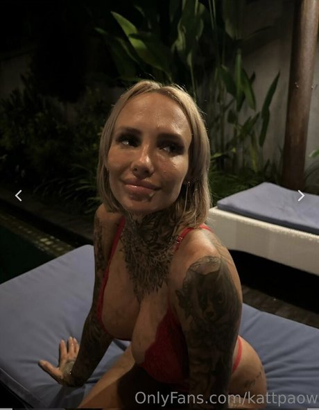 Kattpaow nude star photo