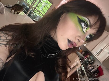 Reiinapop hd pornstar photo