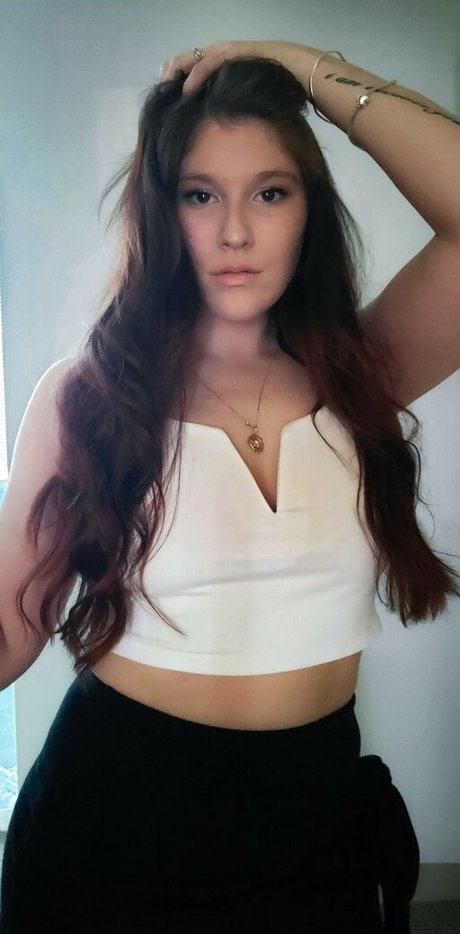 Nialeebb Nialeebby model adult gallery