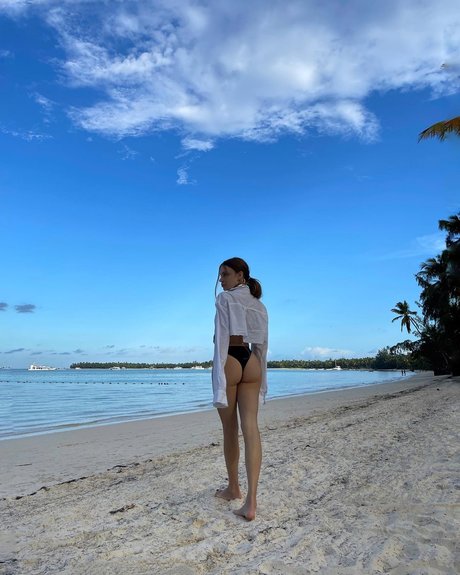 Xenia Tchoumi star pornographic picture