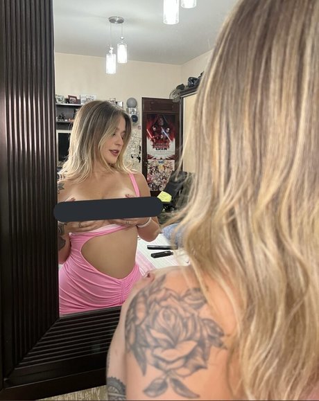 Giseli Botega star nude photo