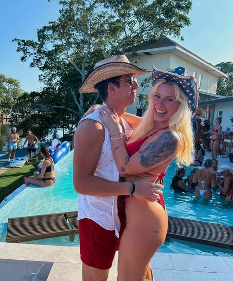 Taylor Hughs pornstar hd archive