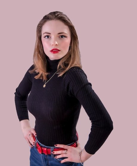 Ellie Littlechild xxx model image
