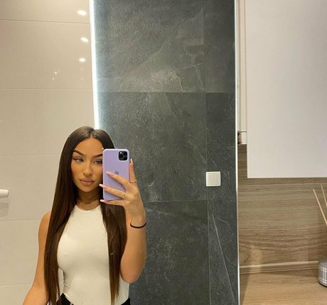 liltashmae sexy star picture