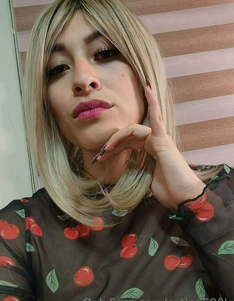 catina500k naked star archive
